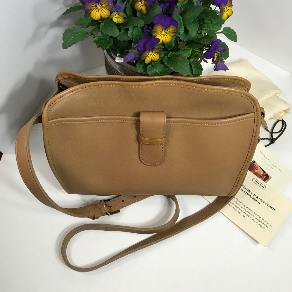 Coach Shoulder Tan Bag** never used**